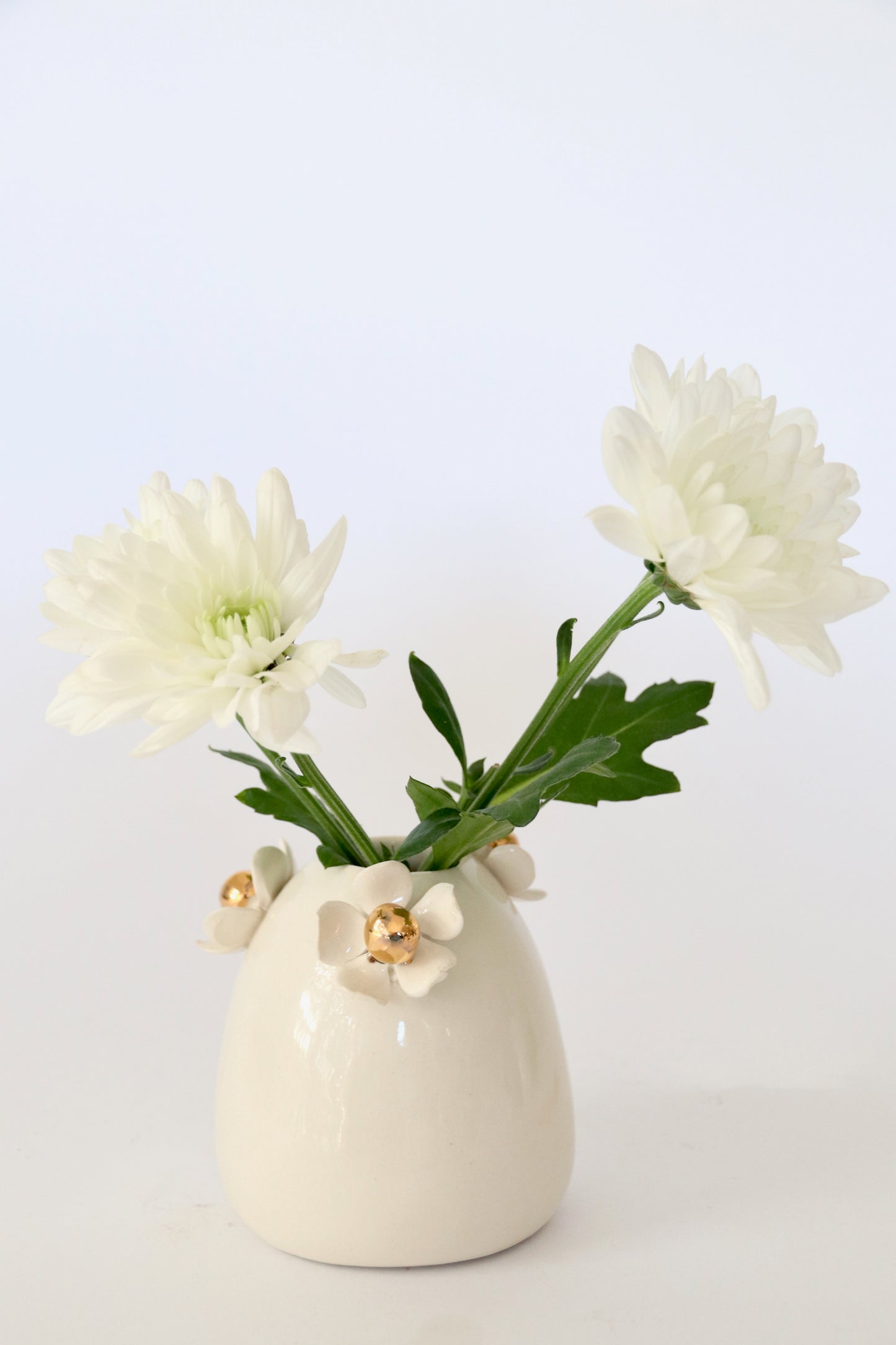 Ceramic Daisy Vase